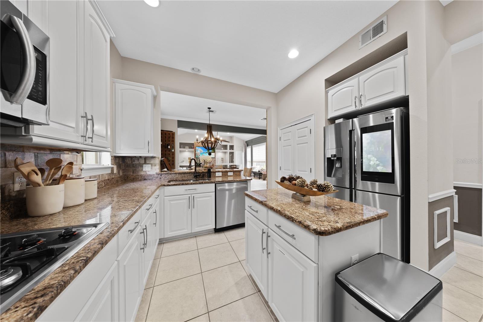 Image 14 of 61 For 11617 Camden Park Drive