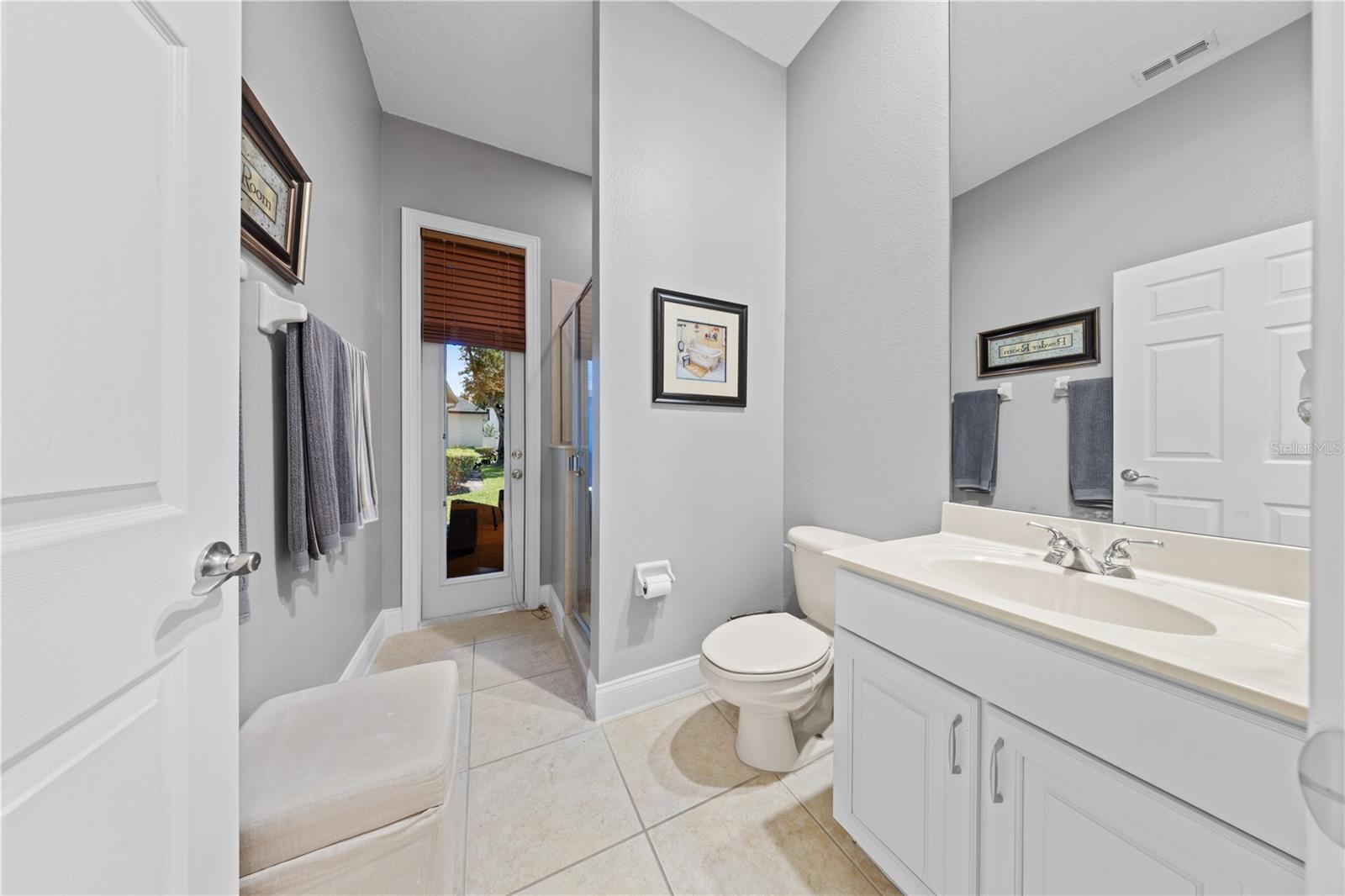 Image 25 of 61 For 11617 Camden Park Drive