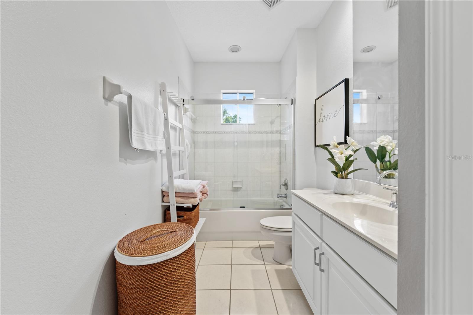 Image 38 of 61 For 11617 Camden Park Drive