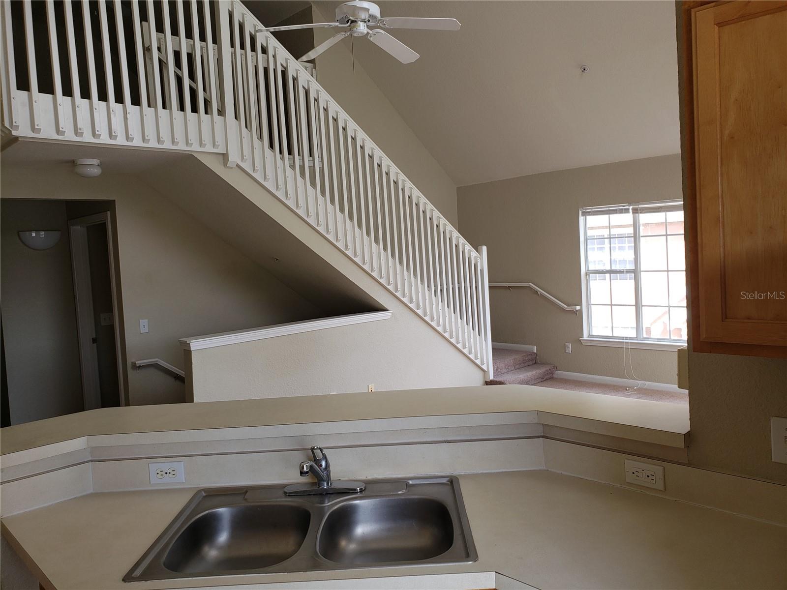Image 4 of 14 For 9069 Lee Vista Boulevard 1210
