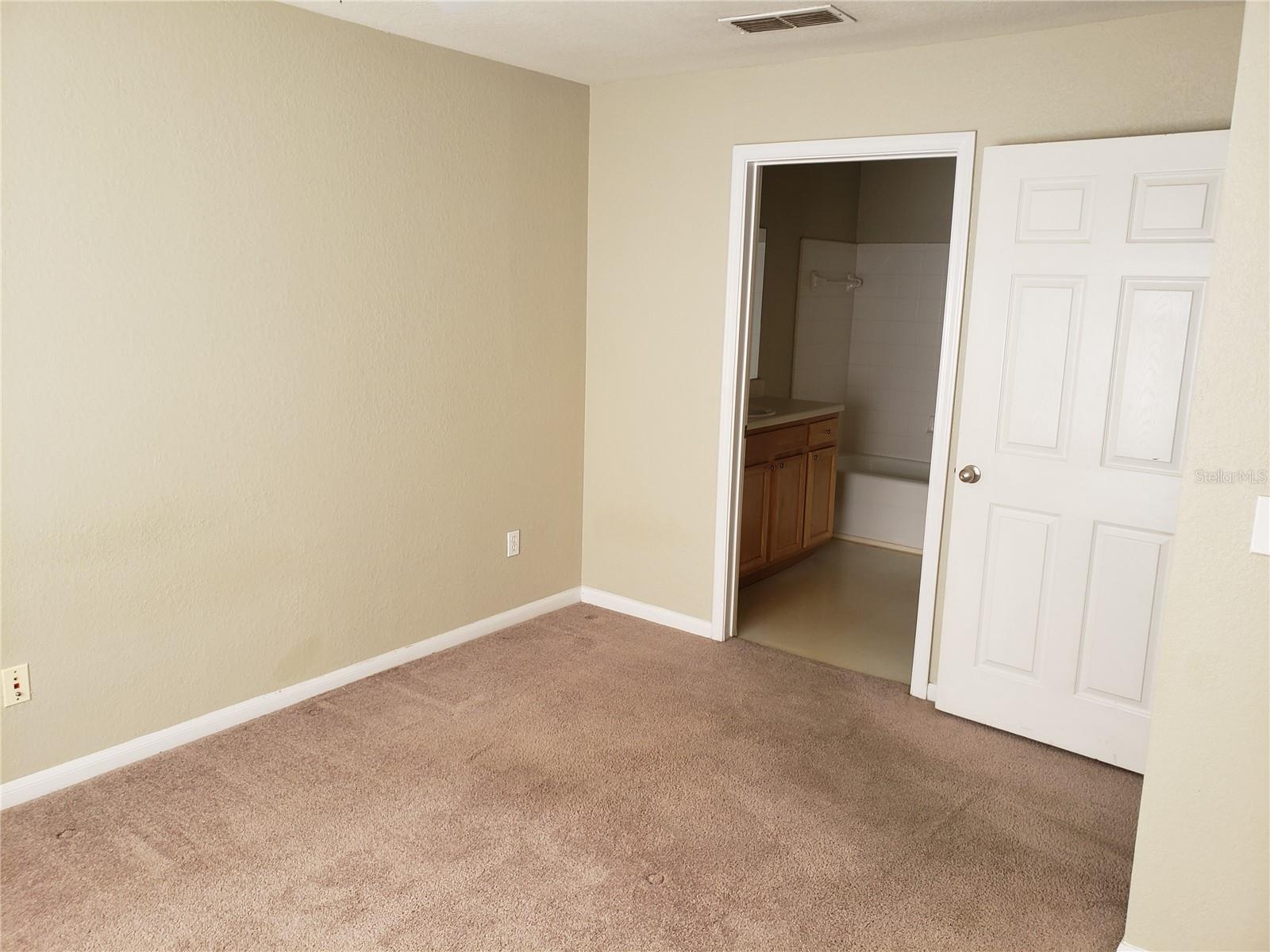 Image 9 of 14 For 9069 Lee Vista Boulevard 1210