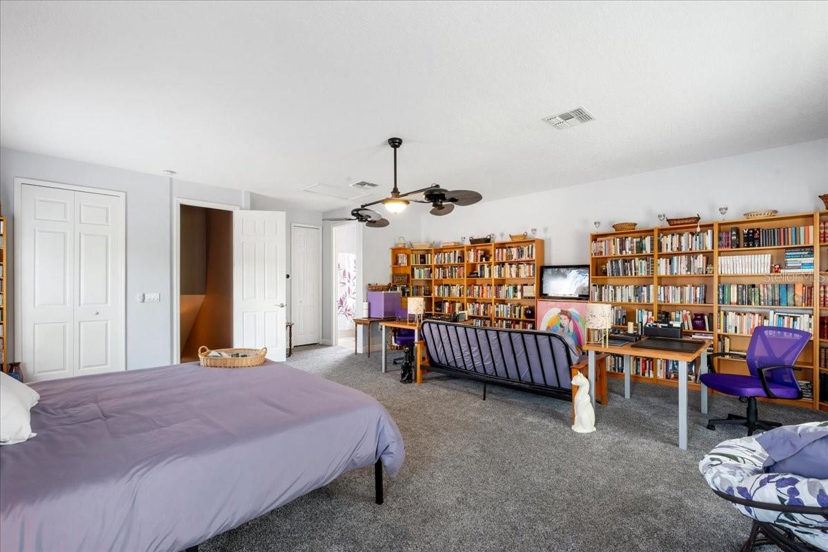 Image 33 of 80 For 3544 Sunset Isle Boulevard