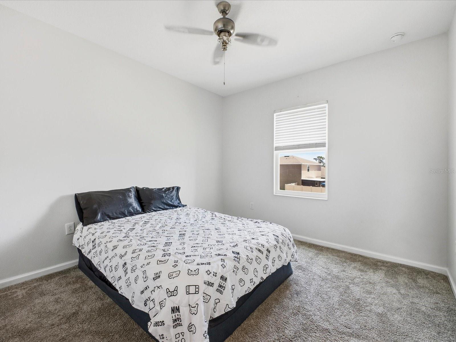 Image 22 of 41 For 1861 Black Maple Place