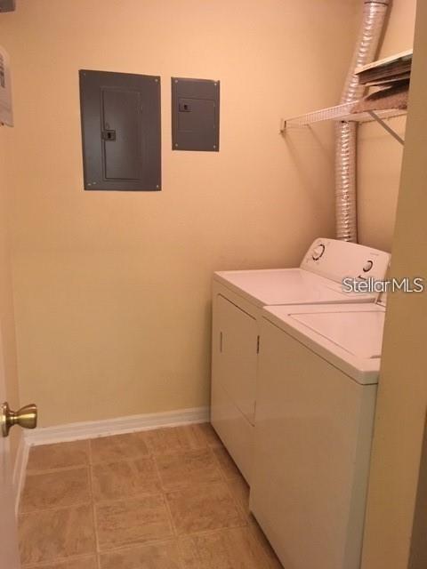 Image 9 of 24 For 5554 Metrowest Boulevard 4-201
