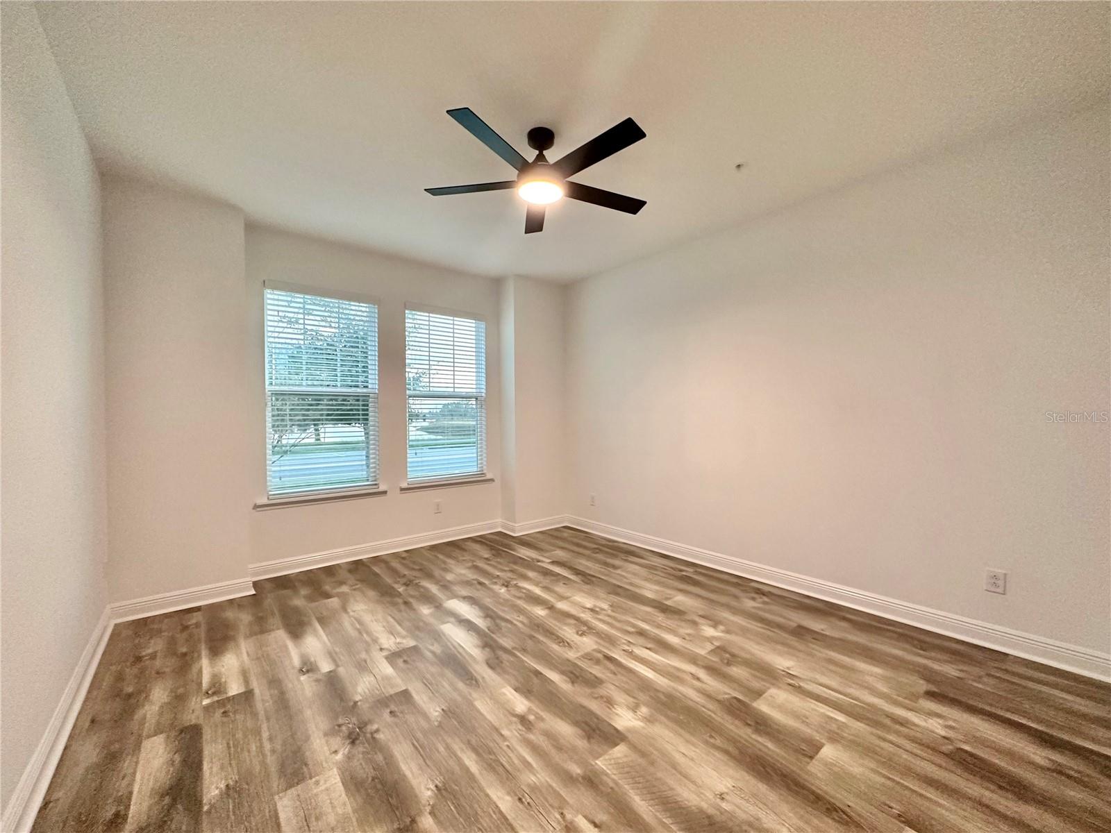 Image 15 of 16 For 7275 Nemours Parkway