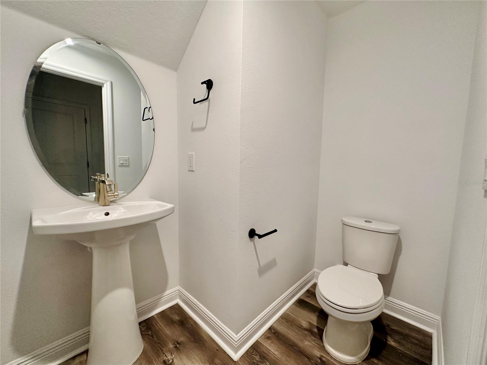 Image 16 of 16 For 7275 Nemours Parkway