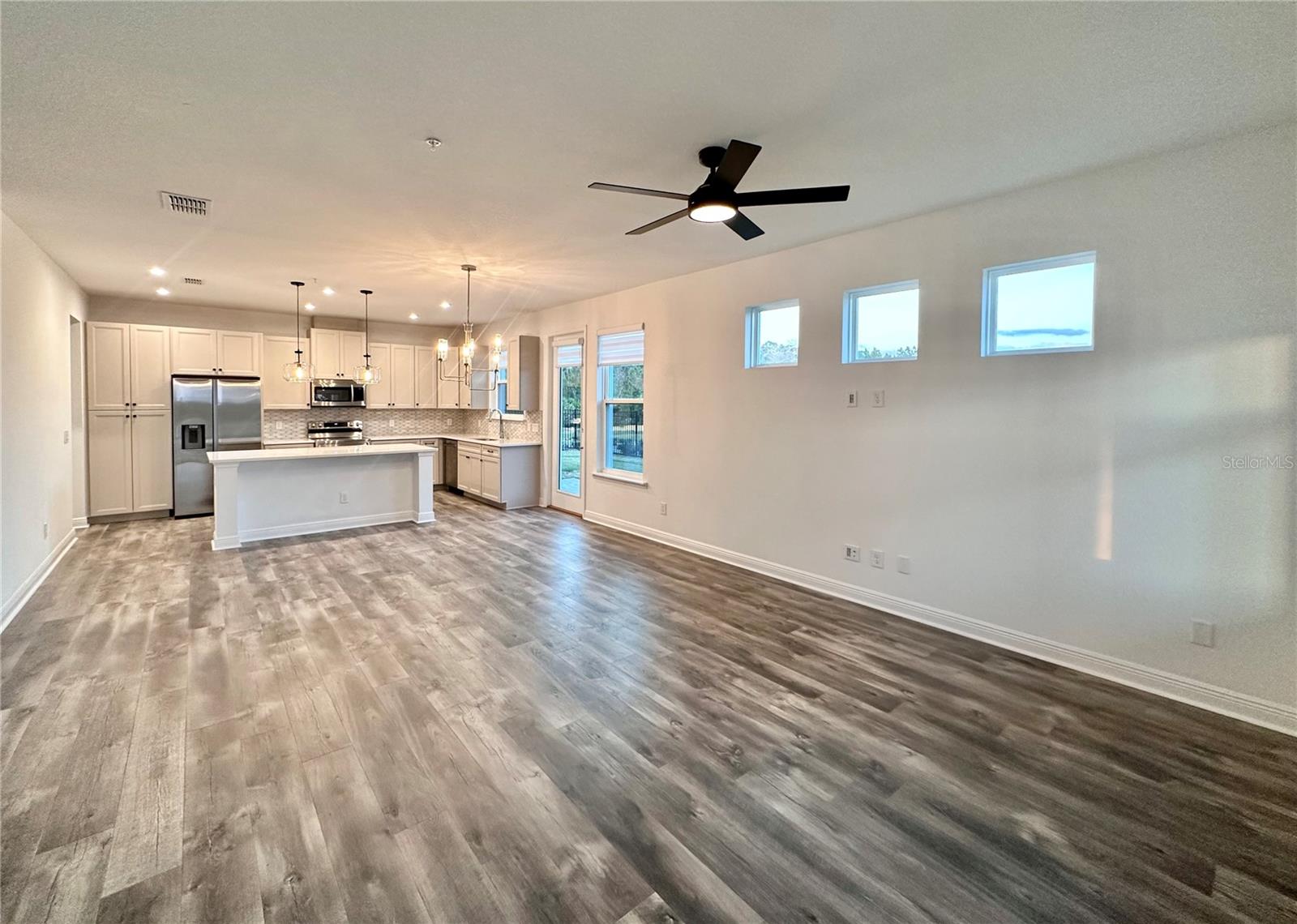 Image 6 of 16 For 7275 Nemours Parkway