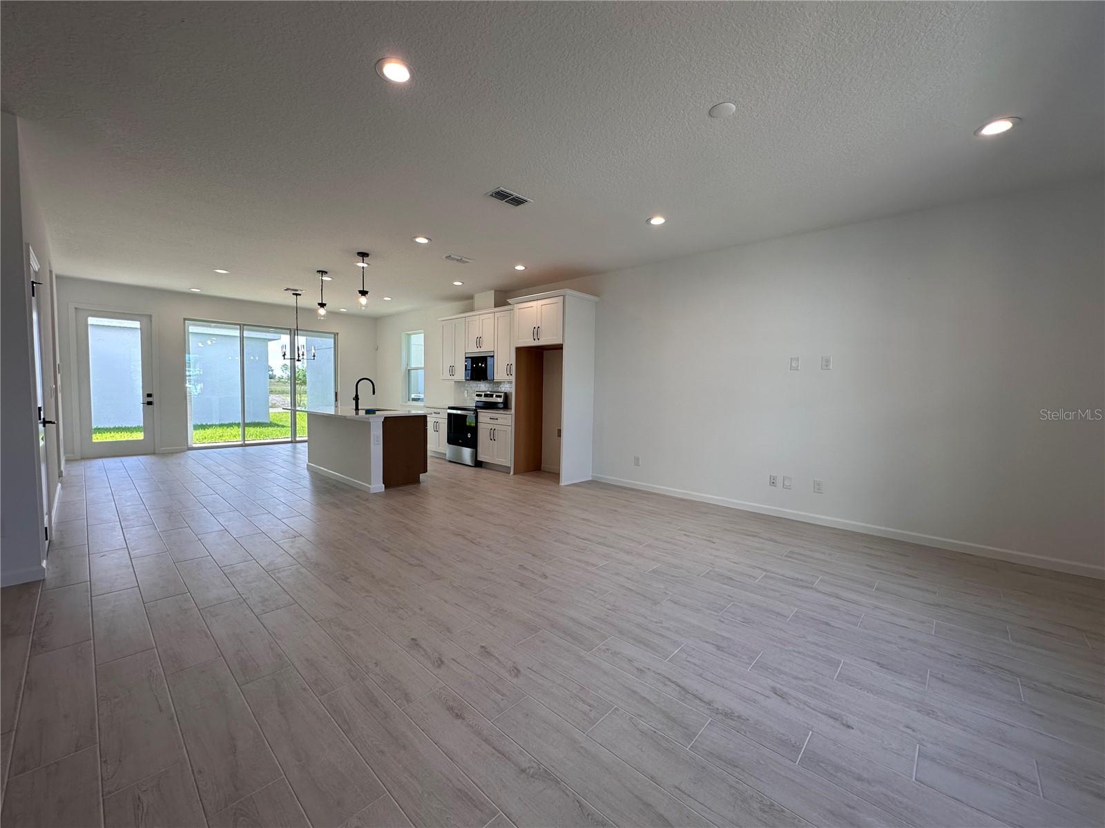 Image 7 of 15 For 12899 Westhaven Oak Drive