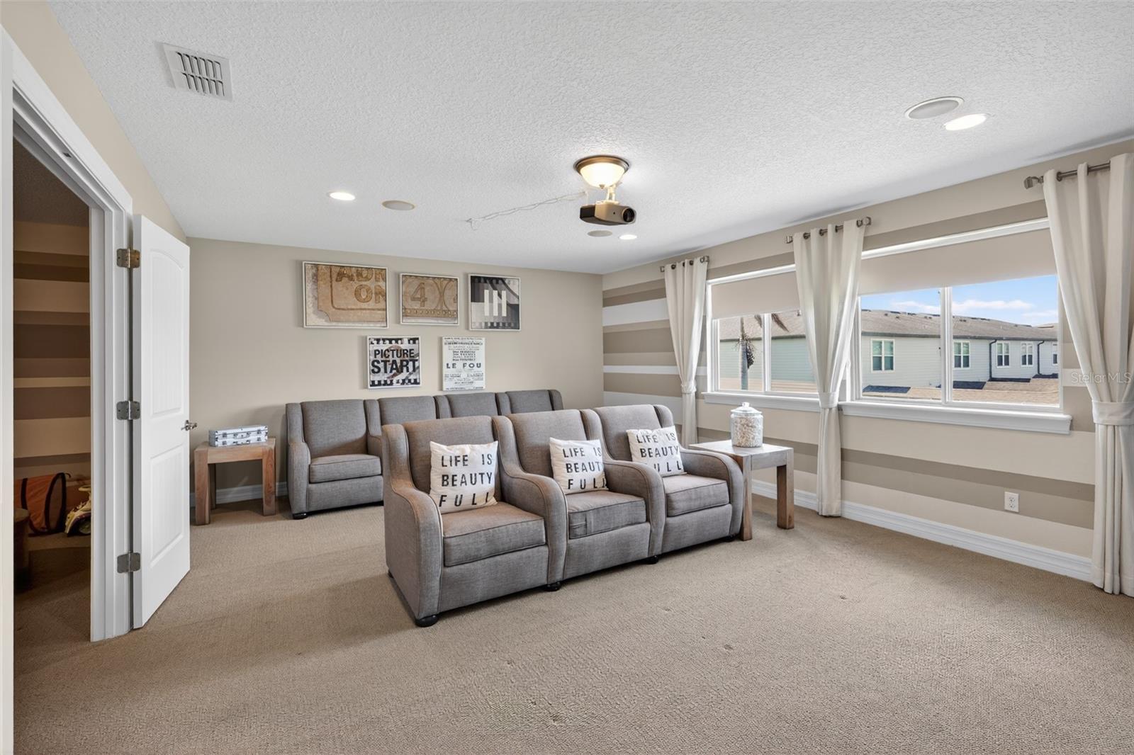 Image 25 of 47 For 5088 Hartwell Court