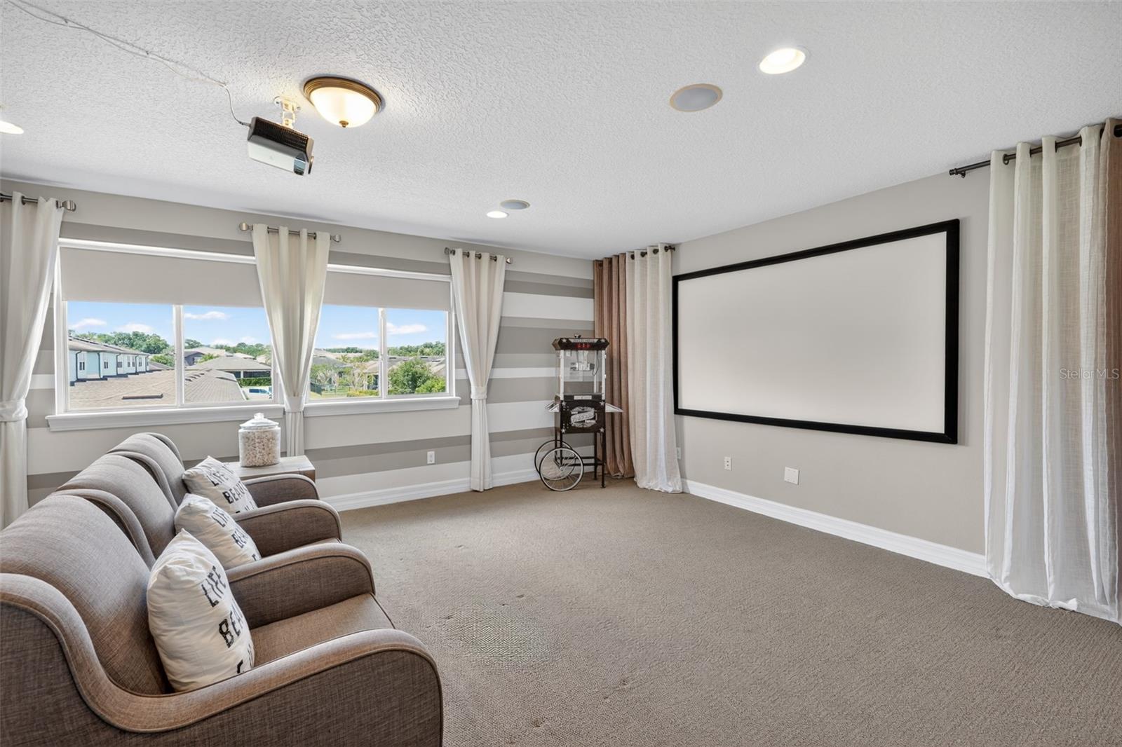 Image 26 of 47 For 5088 Hartwell Court