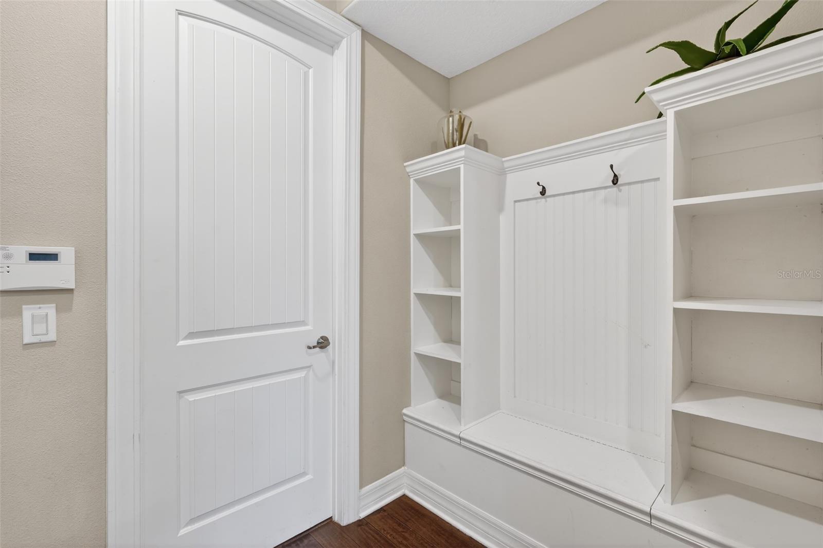Image 36 of 47 For 5088 Hartwell Court