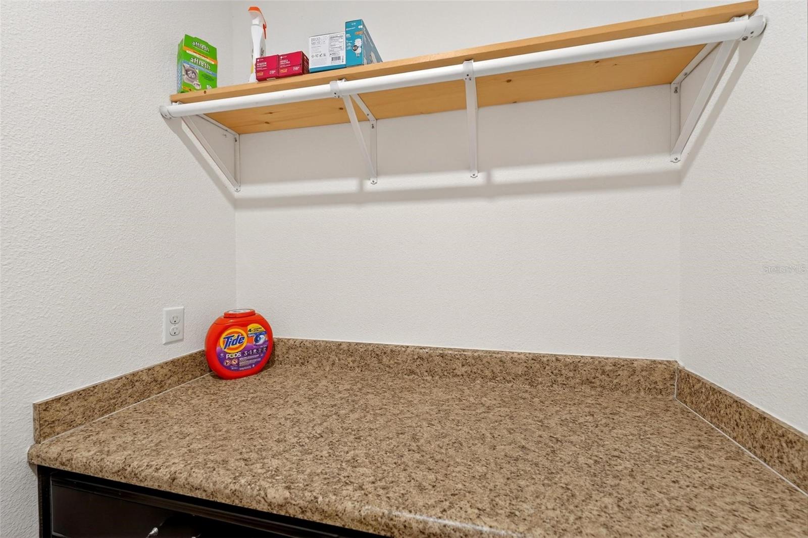Image 17 of 75 For 1849 Dunn Cove Drive