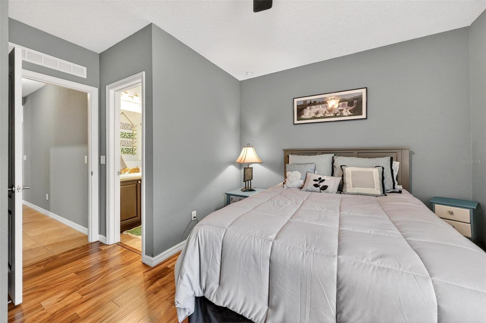 Image 18 of 75 For 1849 Dunn Cove Drive