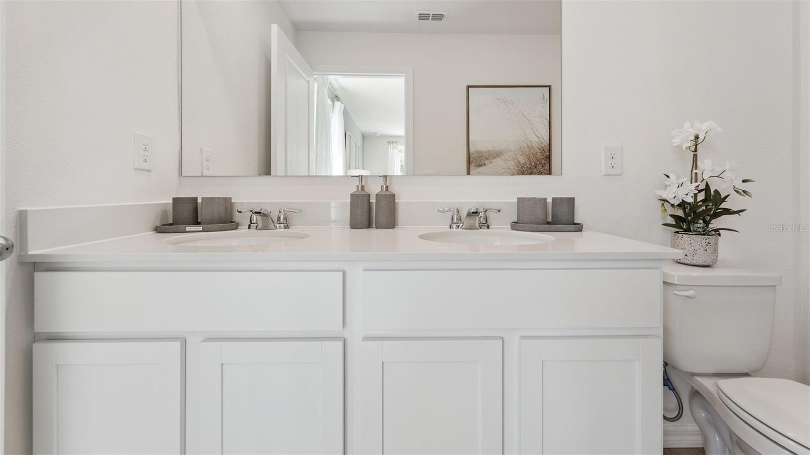 Image 21 of 23 For 1676 Great Osprey Way