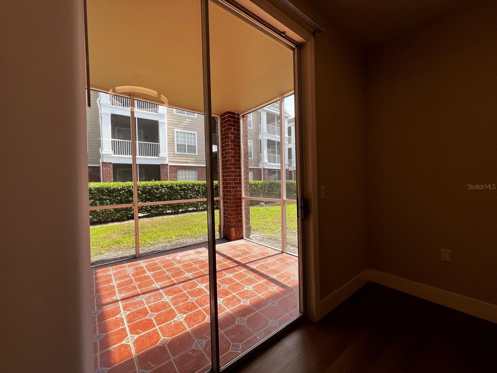 Image 19 of 20 For 13102 Mulberry Park Drive 917