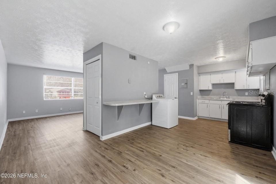 Image 11 of 30 For 1751 Powhattan Street