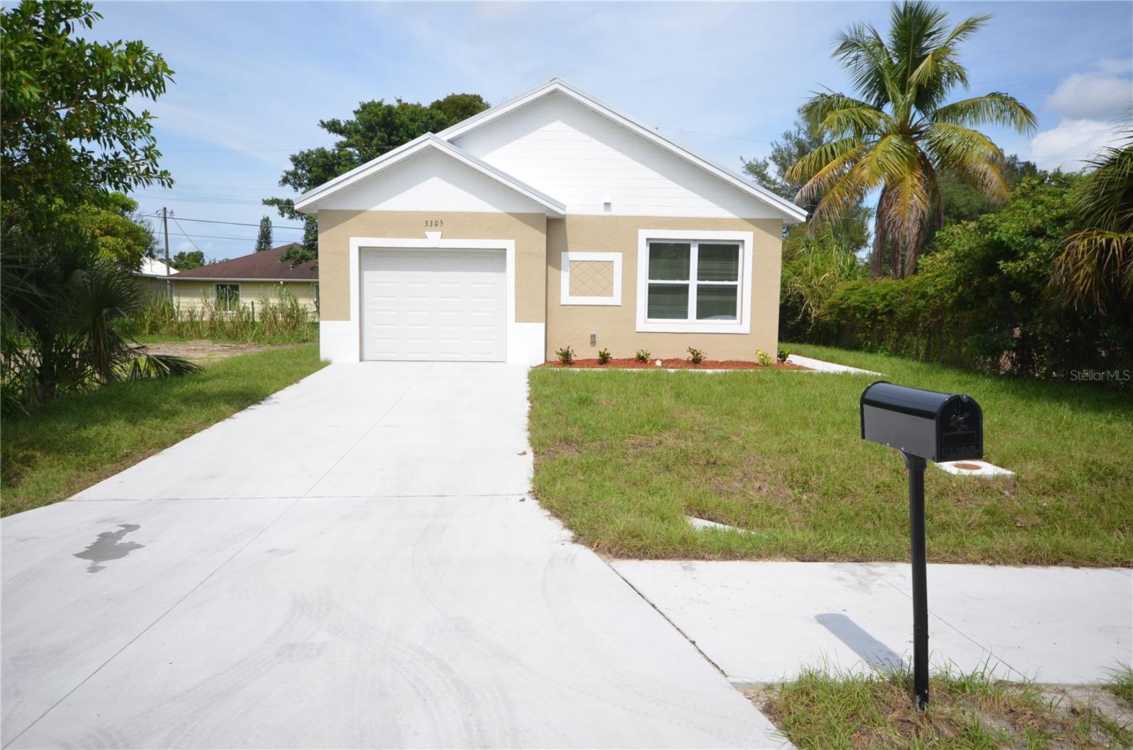 Details for 3305 Bassie Court, FORT MYERS, FL 33916