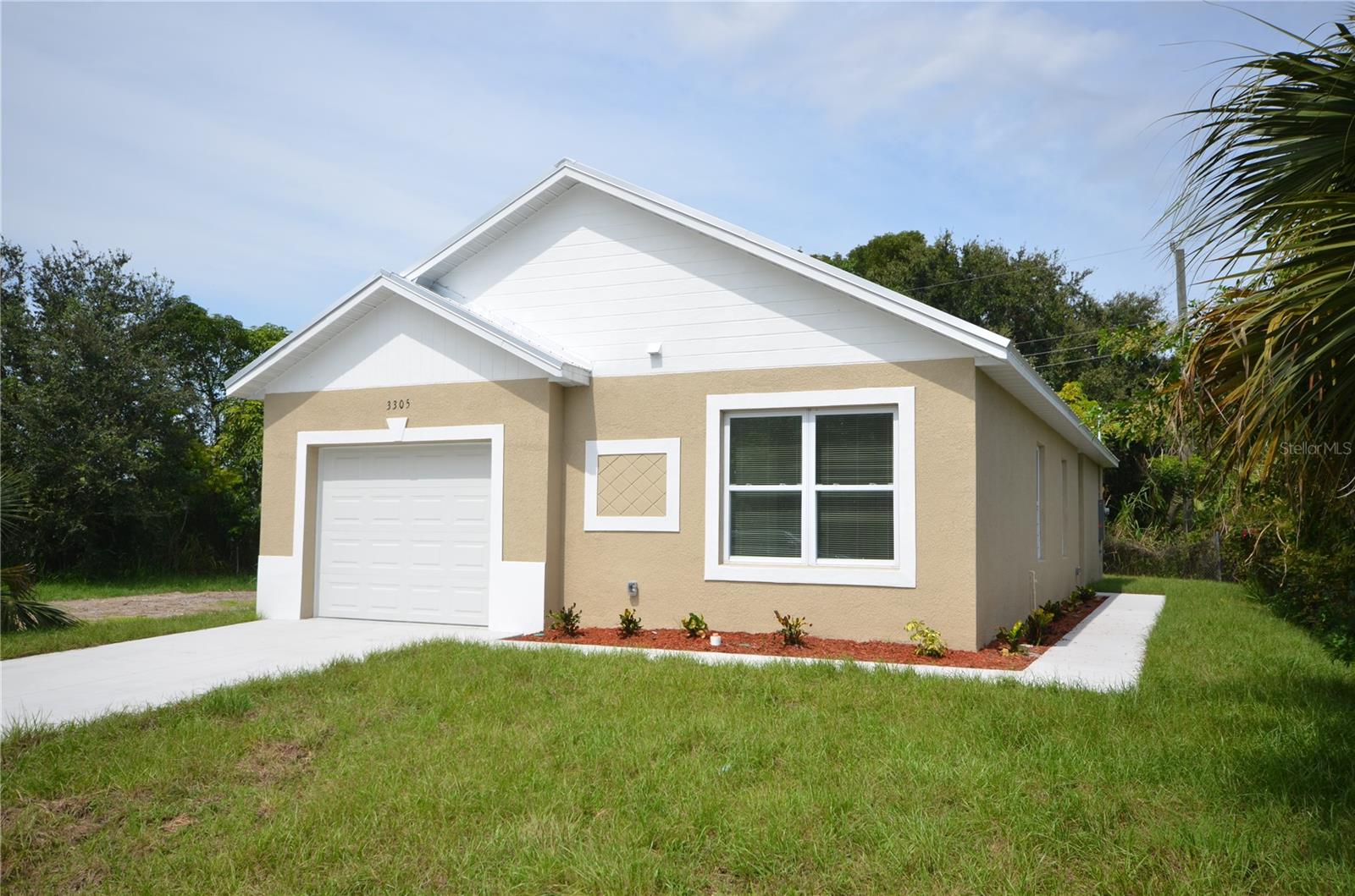 Image 3 of 13 For 3305 Bassie Court