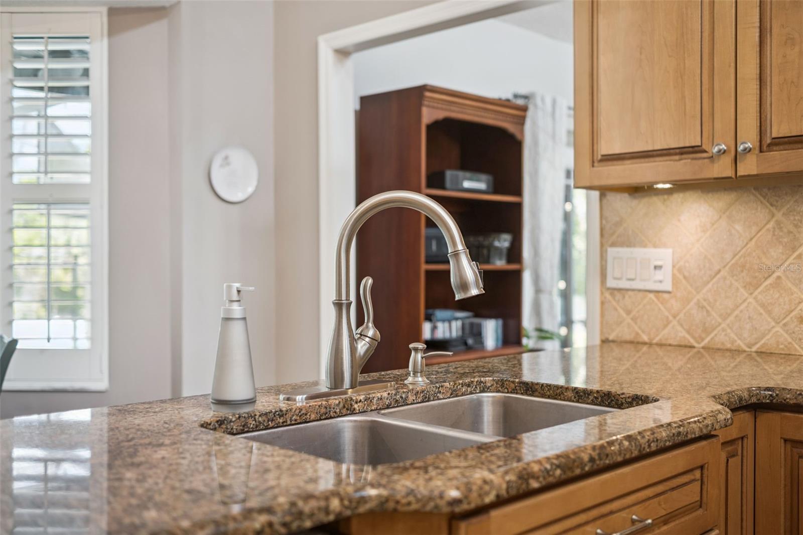 Image 18 of 61 For 441 Wild Oak Circle