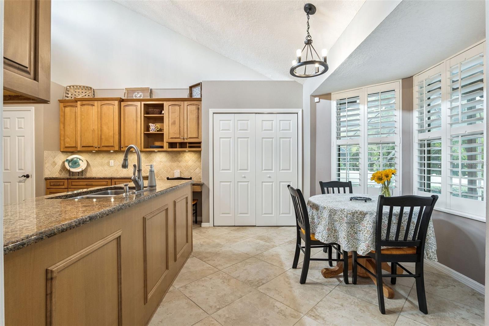 Image 19 of 61 For 441 Wild Oak Circle