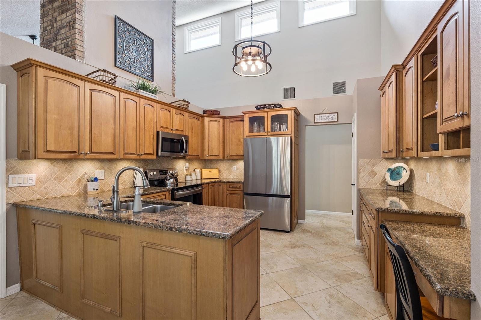 Image 20 of 61 For 441 Wild Oak Circle