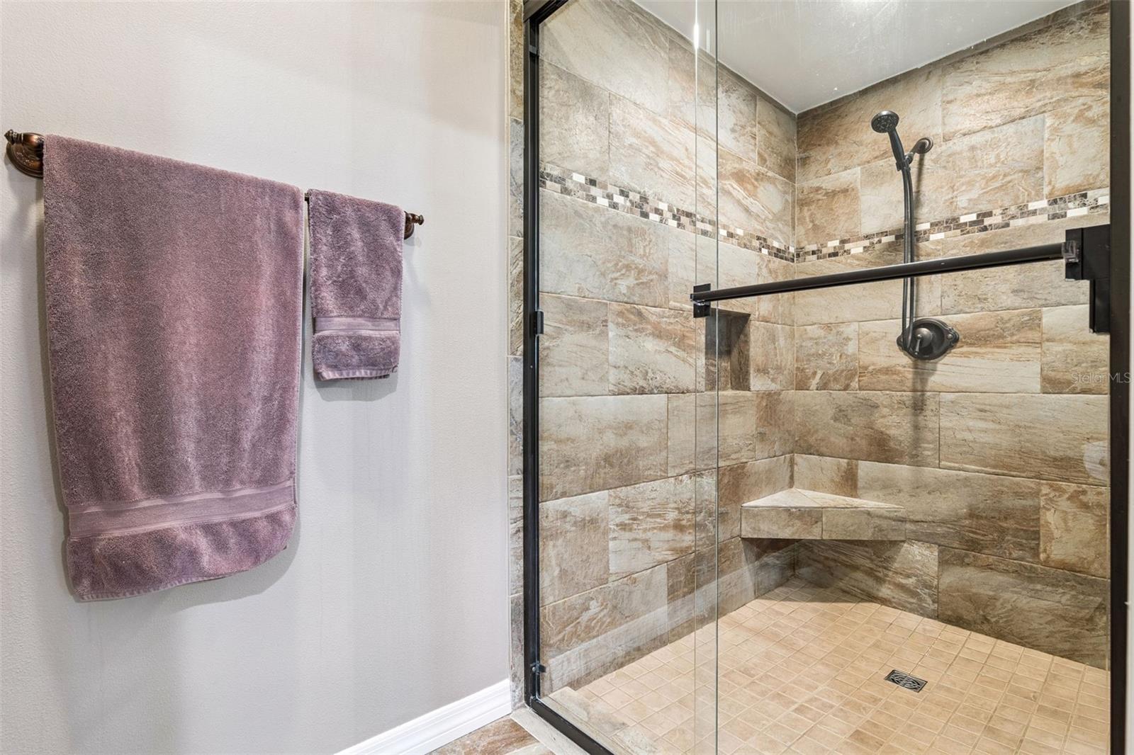 Image 34 of 61 For 441 Wild Oak Circle
