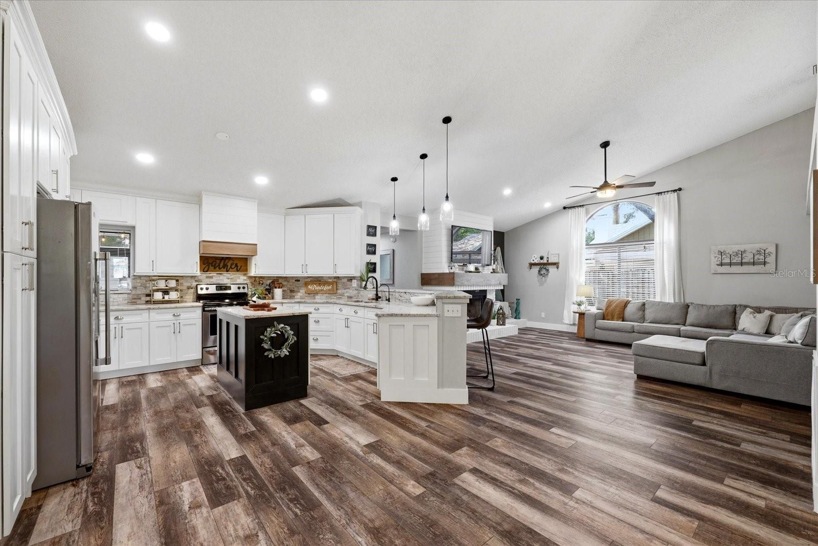 Image 13 of 44 For 1445 Waterwood Drive