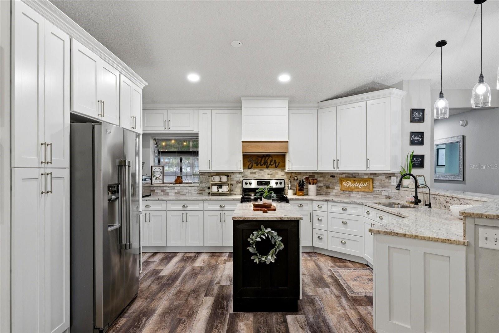 Image 14 of 44 For 1445 Waterwood Drive