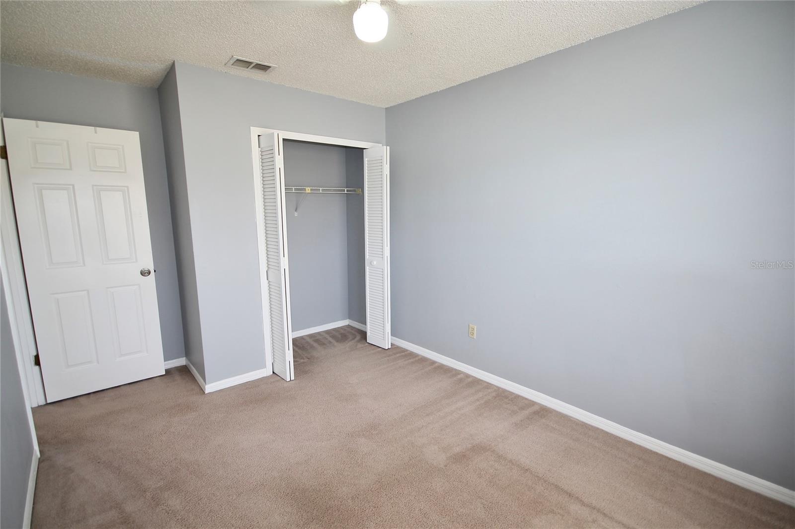 Image 17 of 25 For 3283 Oak Lake Place 127