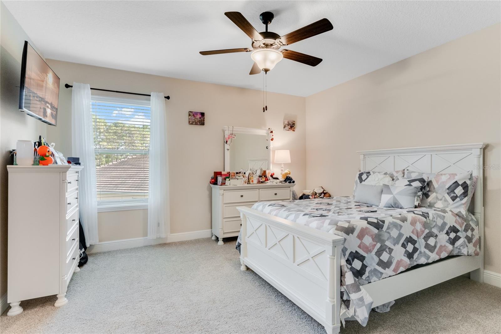Image 29 of 68 For 9827 Beach Port Drive