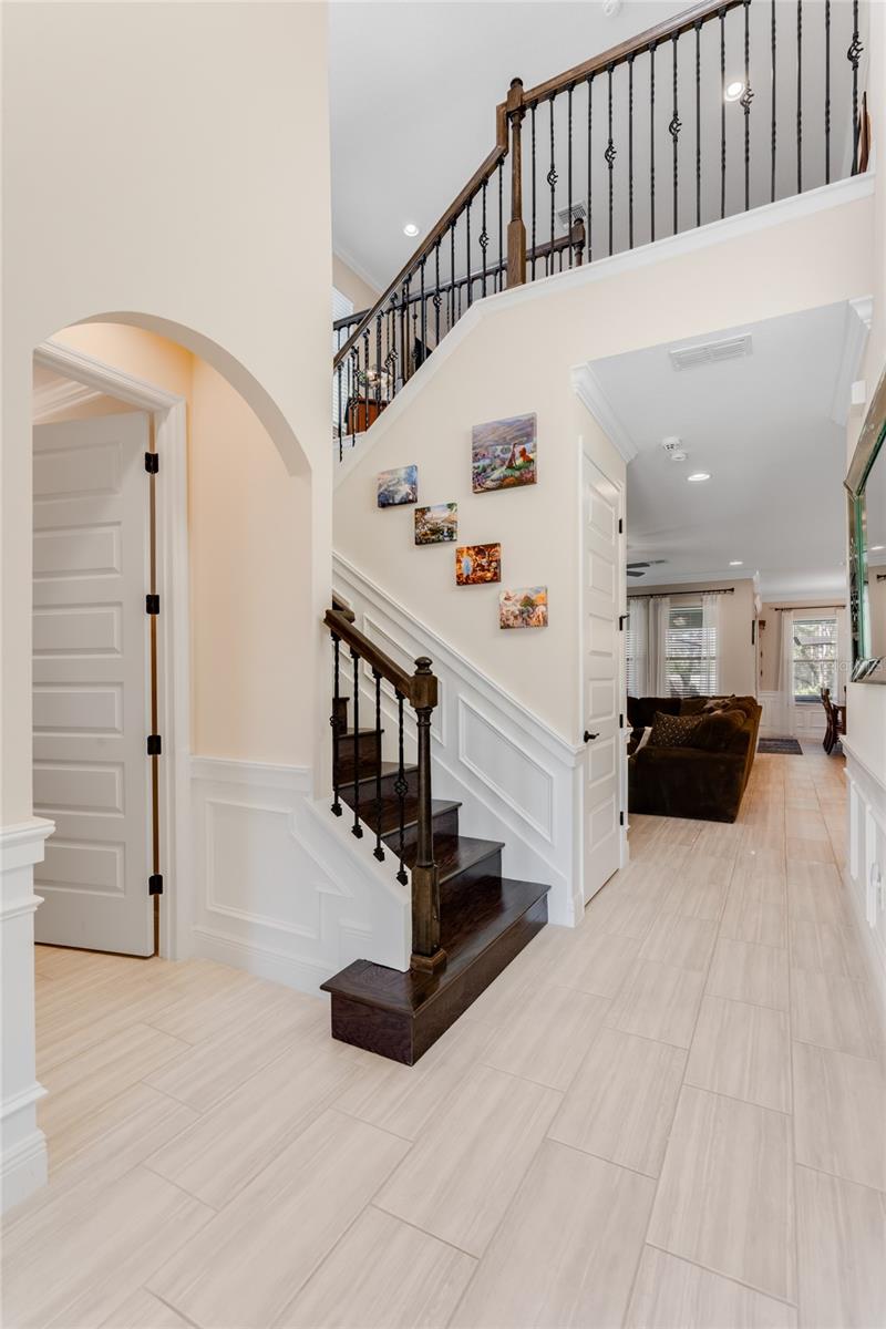 Image 4 of 68 For 9827 Beach Port Drive
