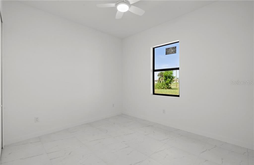 Image 14 of 36 For 4105 38th Terrace