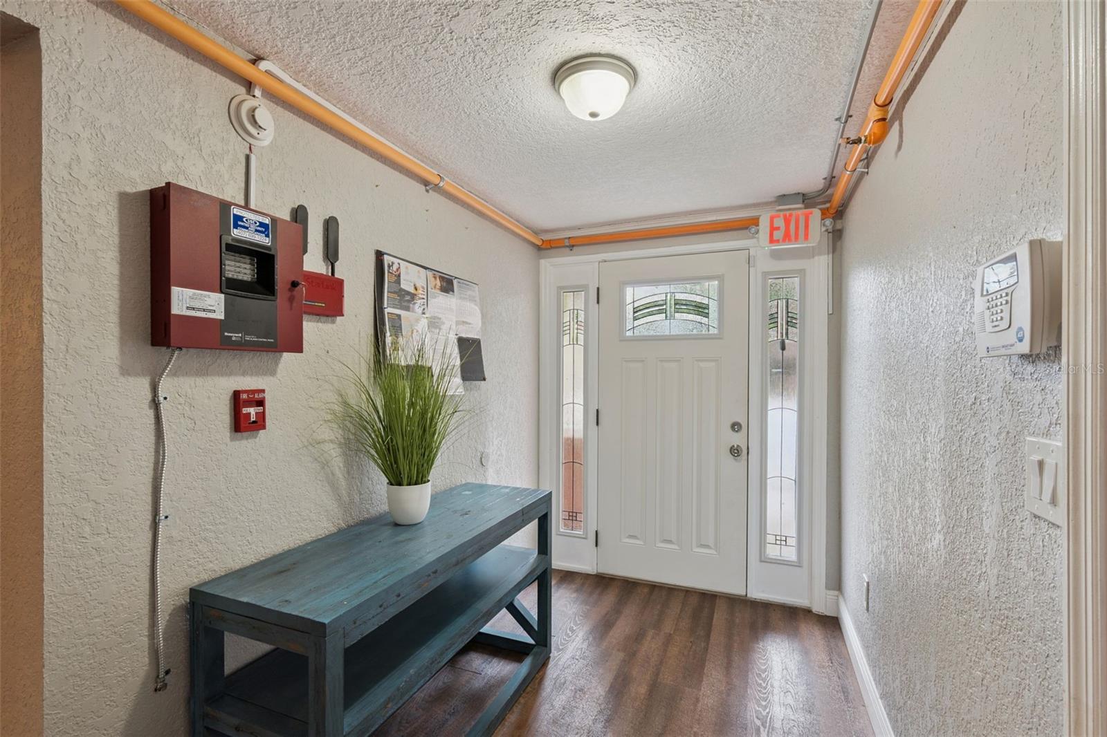 Image 4 of 32 For 78 Winter Park Drive