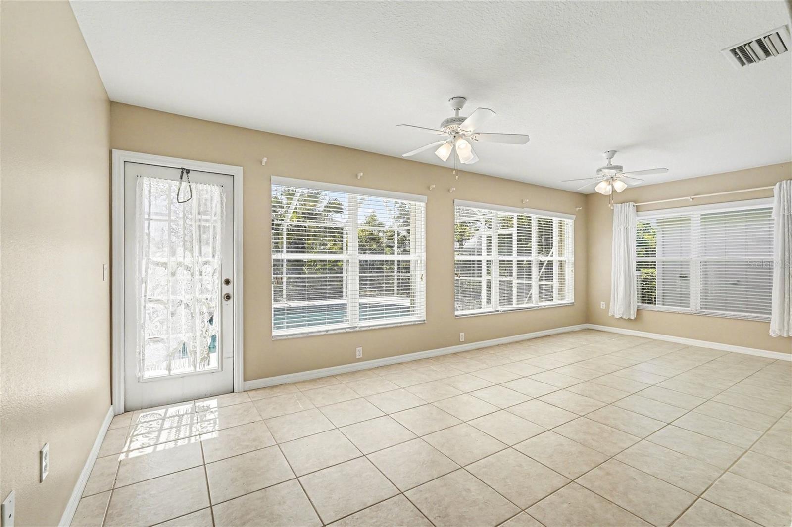 Image 11 of 36 For 7177 Broderick Drive