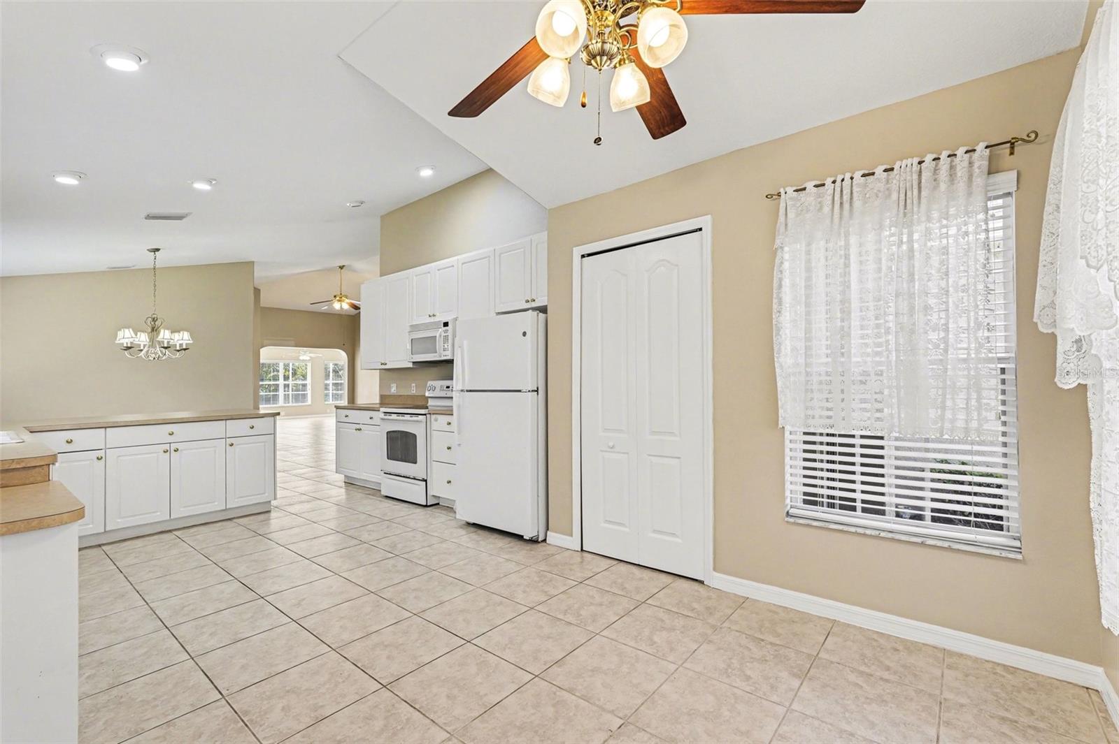Image 8 of 36 For 7177 Broderick Drive
