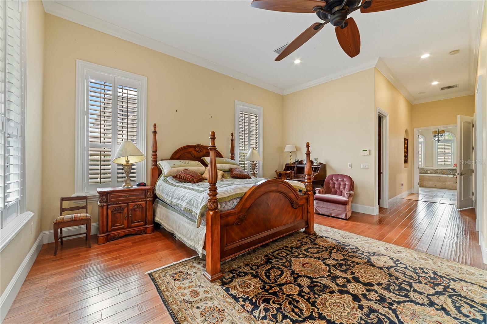 Image 11 of 40 For 9226 Bayway Drive