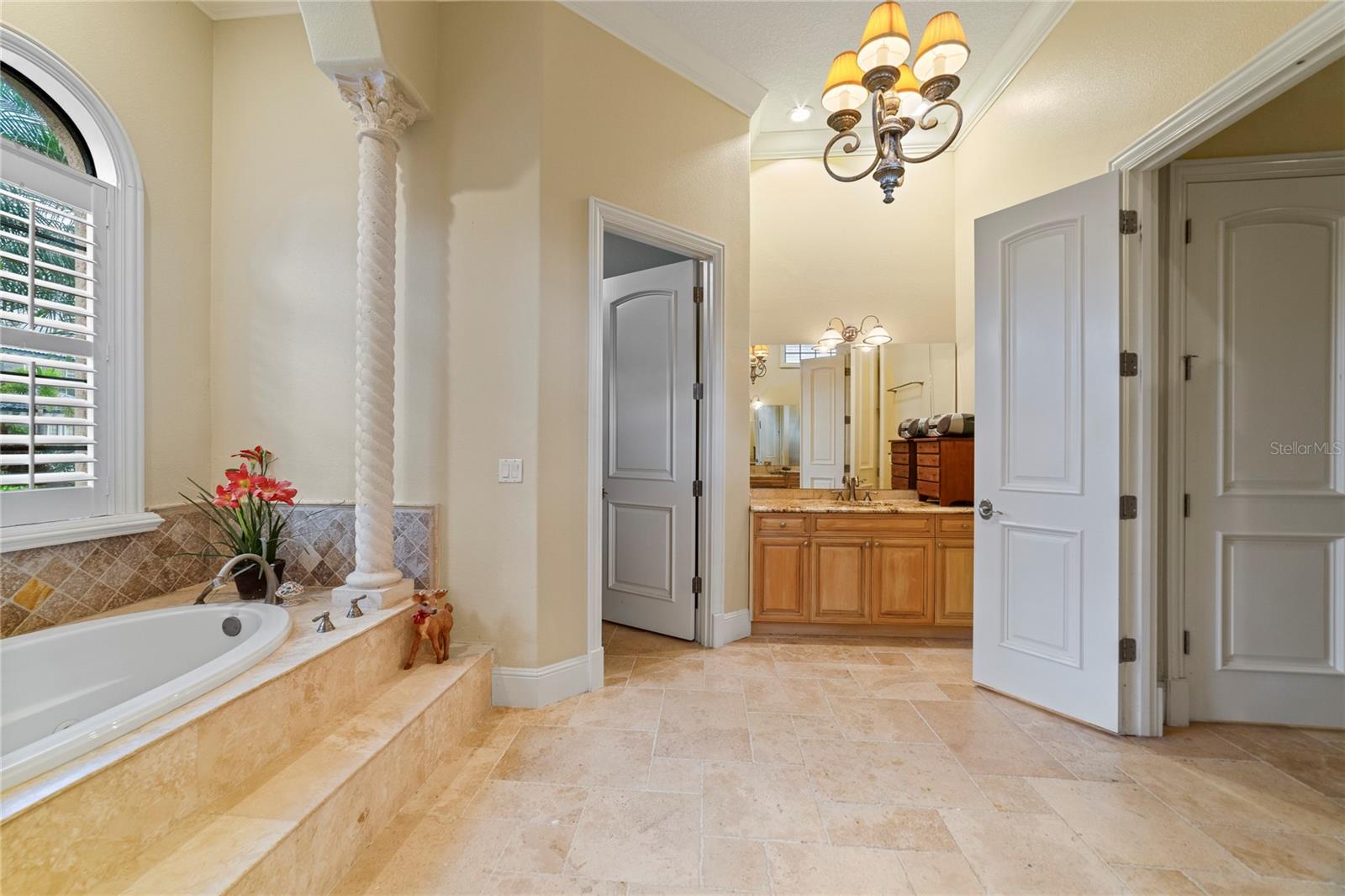 Image 13 of 40 For 9226 Bayway Drive