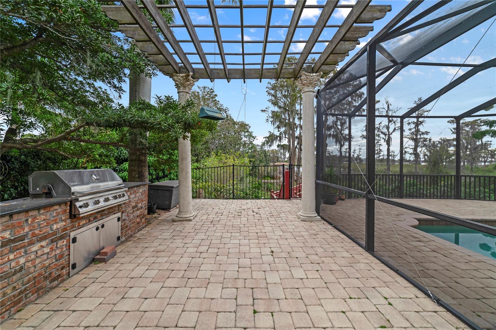 Image 29 of 40 For 9226 Bayway Drive