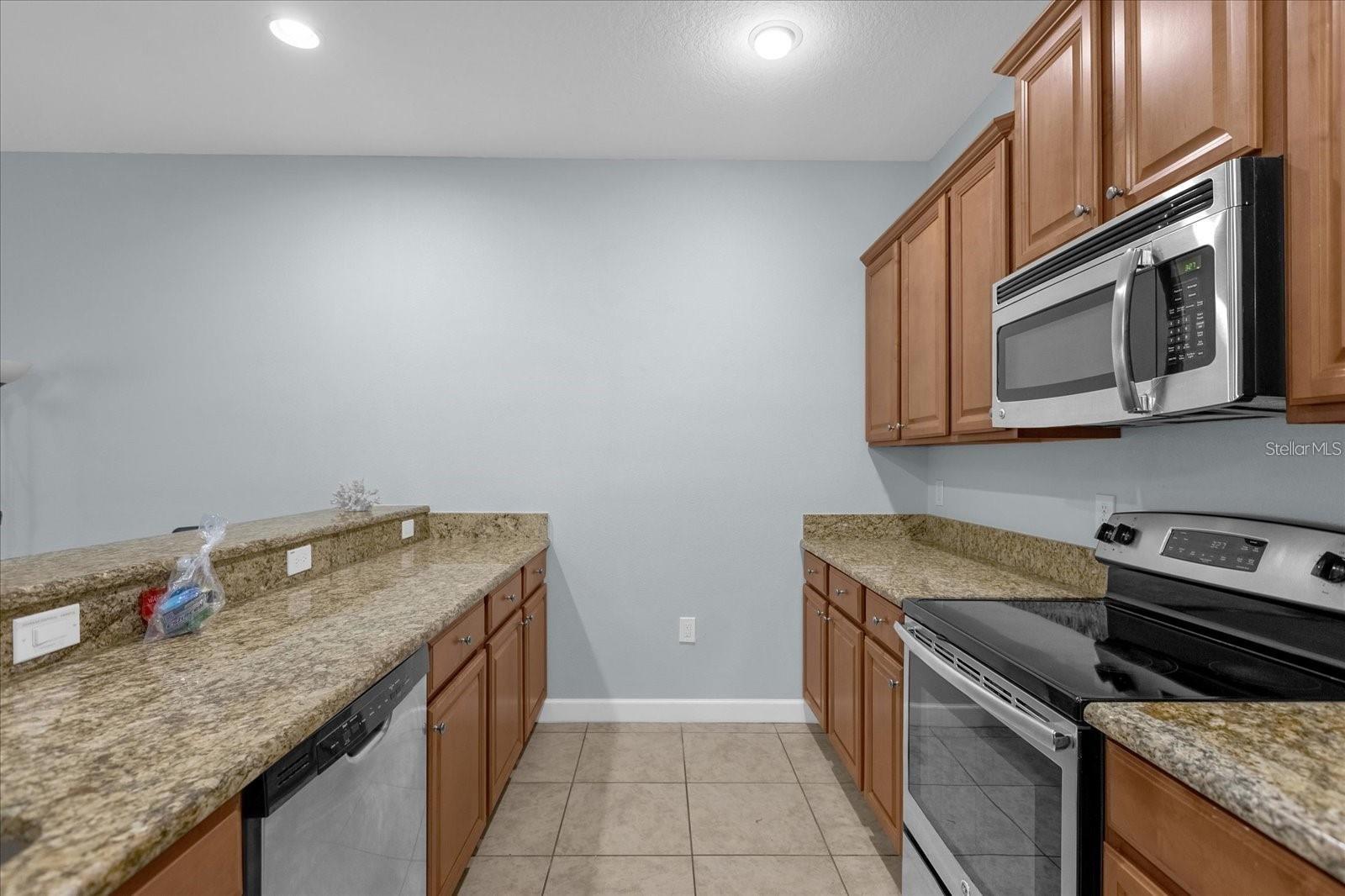 Image 10 of 30 For 2935 Buccaneer Palm Road