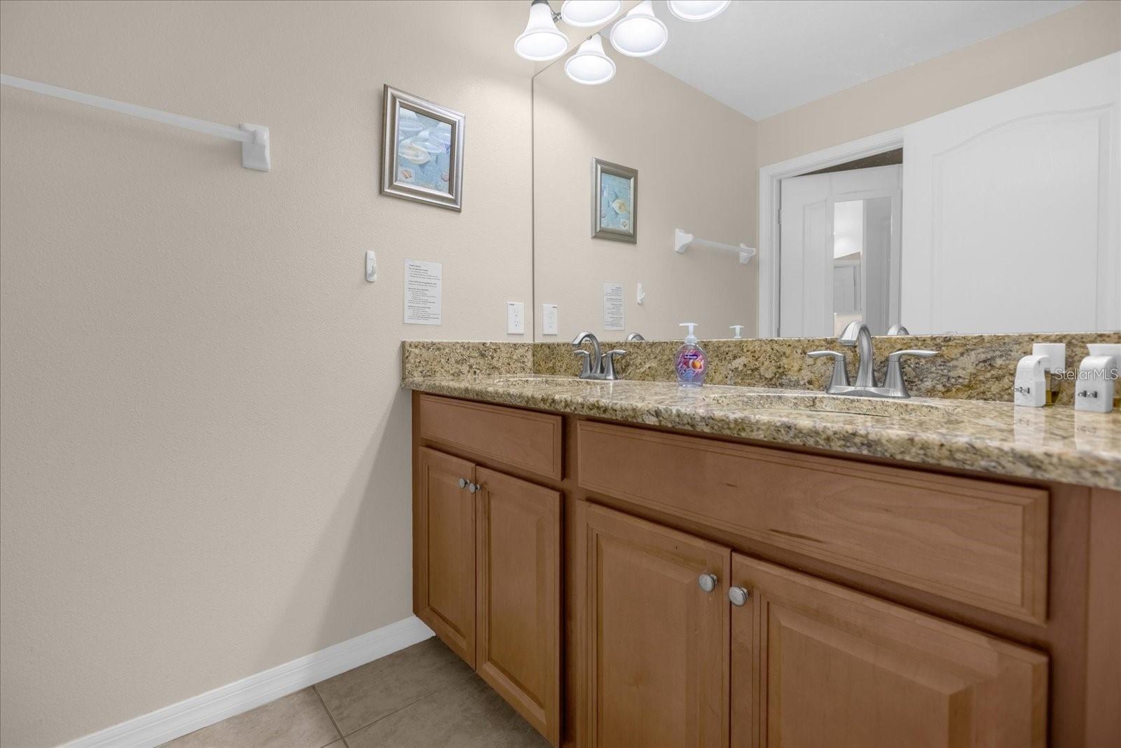 Image 27 of 30 For 2935 Buccaneer Palm Road