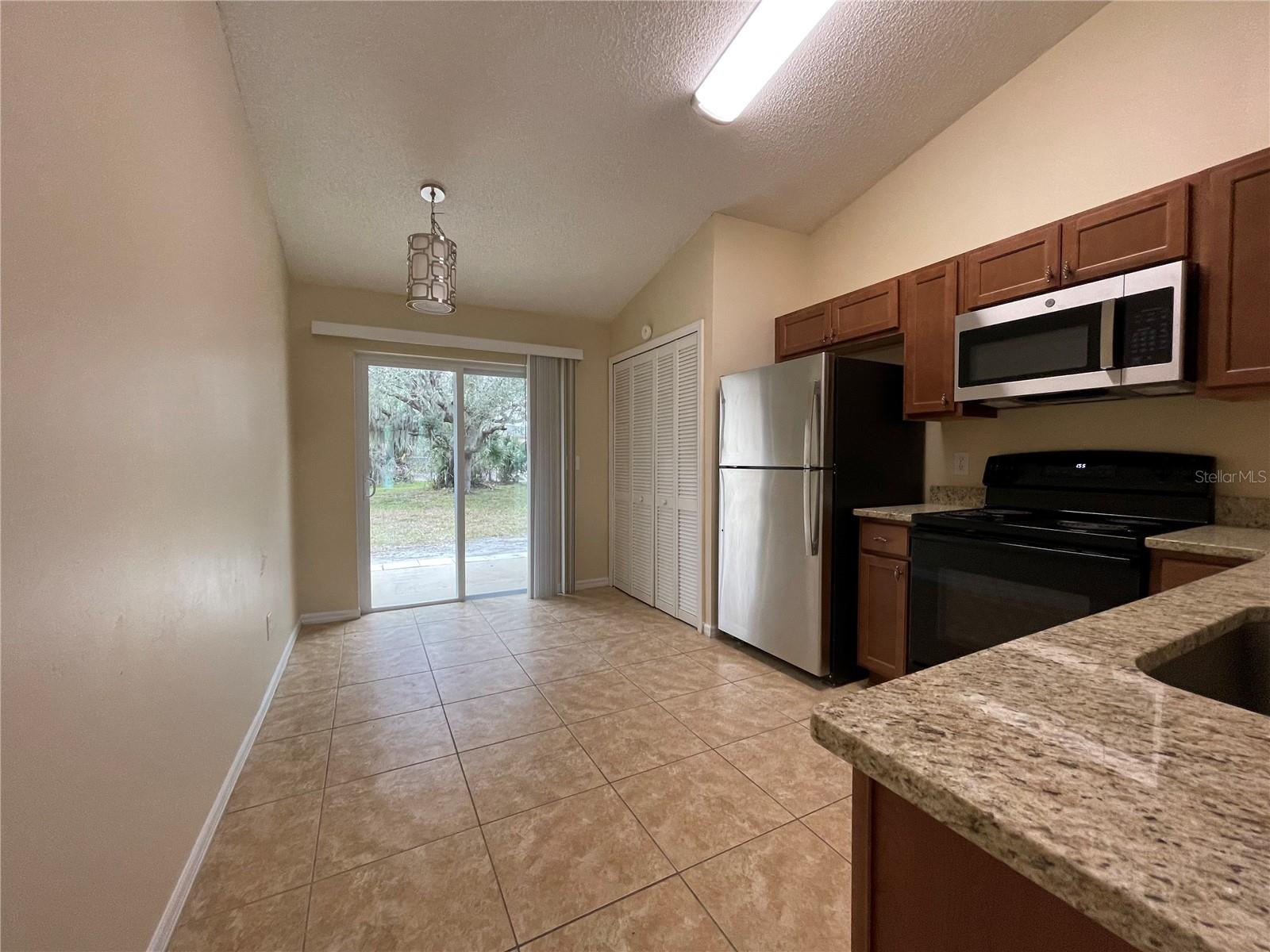 Image 4 of 10 For 2612 Adela Avenue 2612