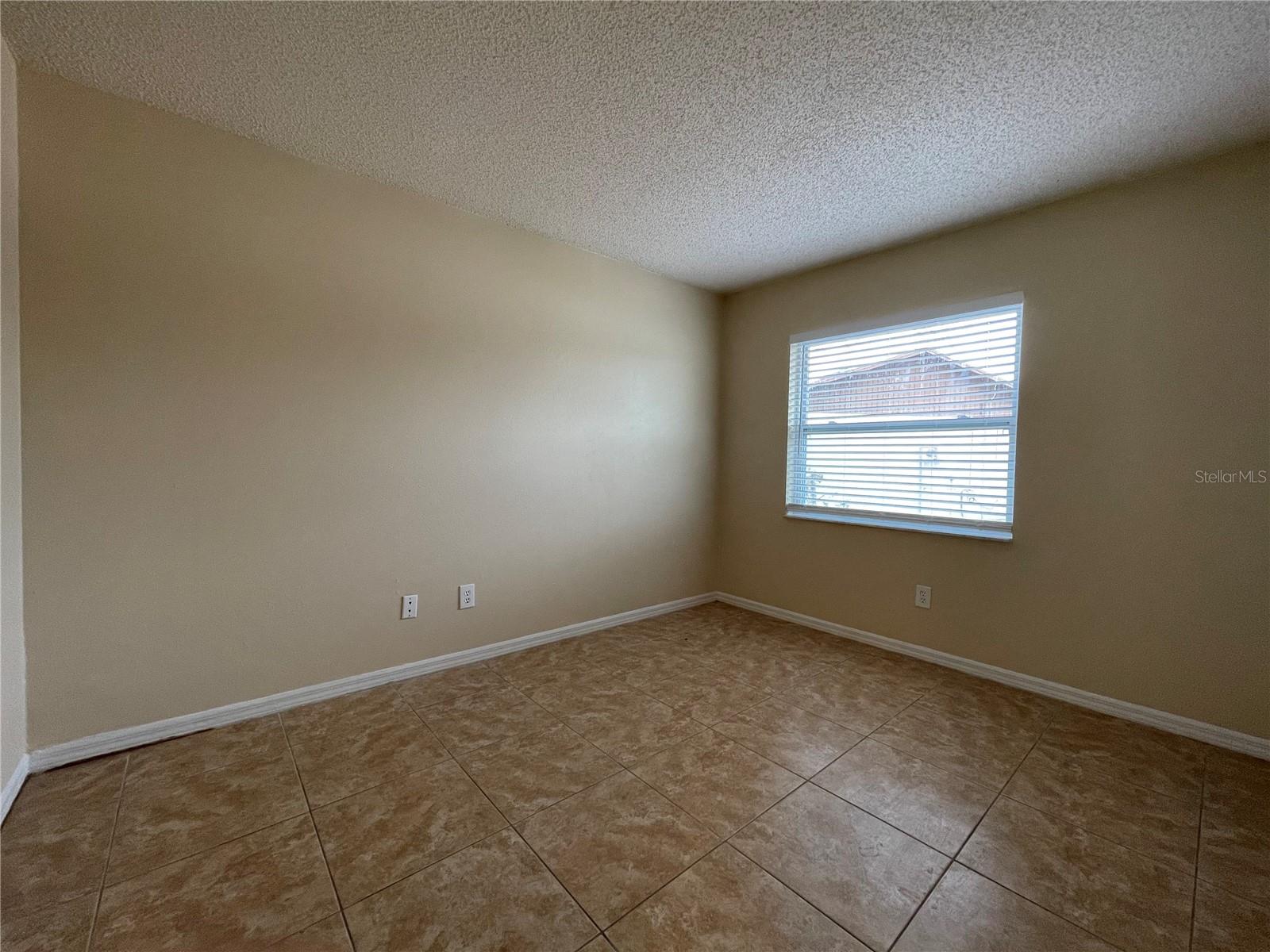 Image 6 of 10 For 2612 Adela Avenue 2612