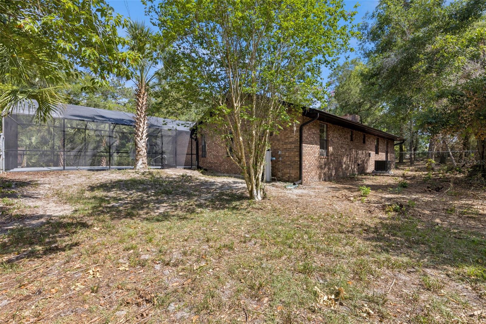 Image 19 of 20 For 1095 Graves Avenue