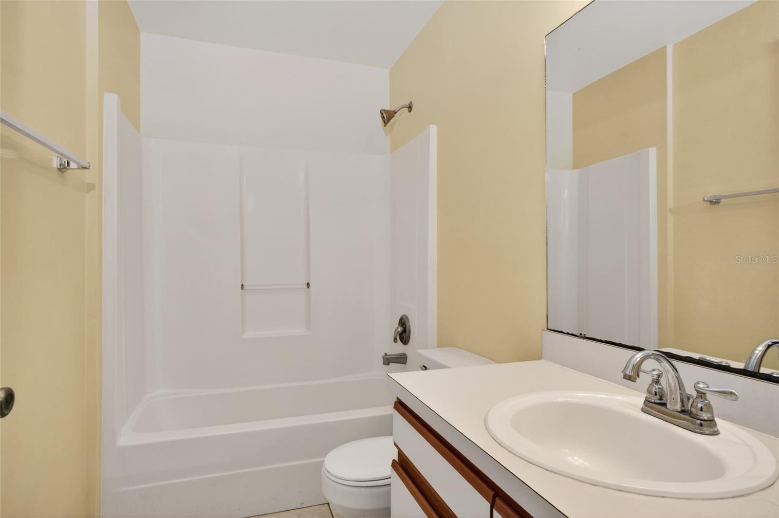 Image 25 of 27 For 861 Blackgum Court