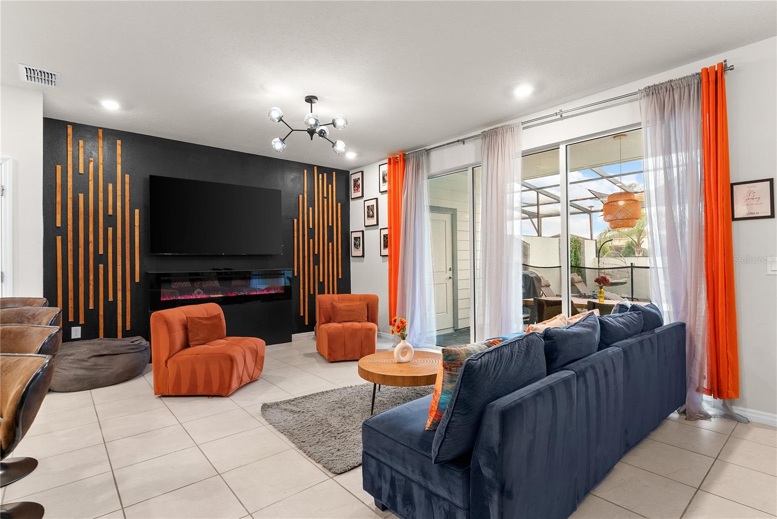 Image 6 of 49 For 7614 Oak Spring Lane