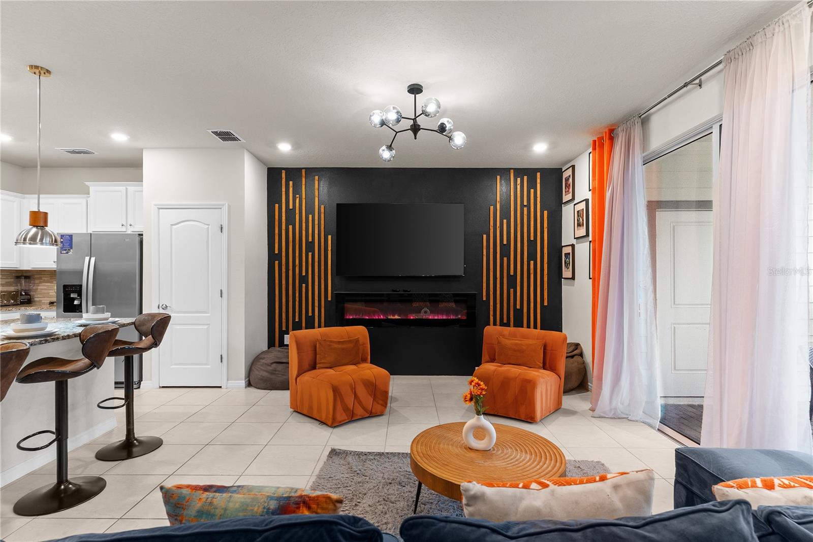 Image 7 of 49 For 7614 Oak Spring Lane