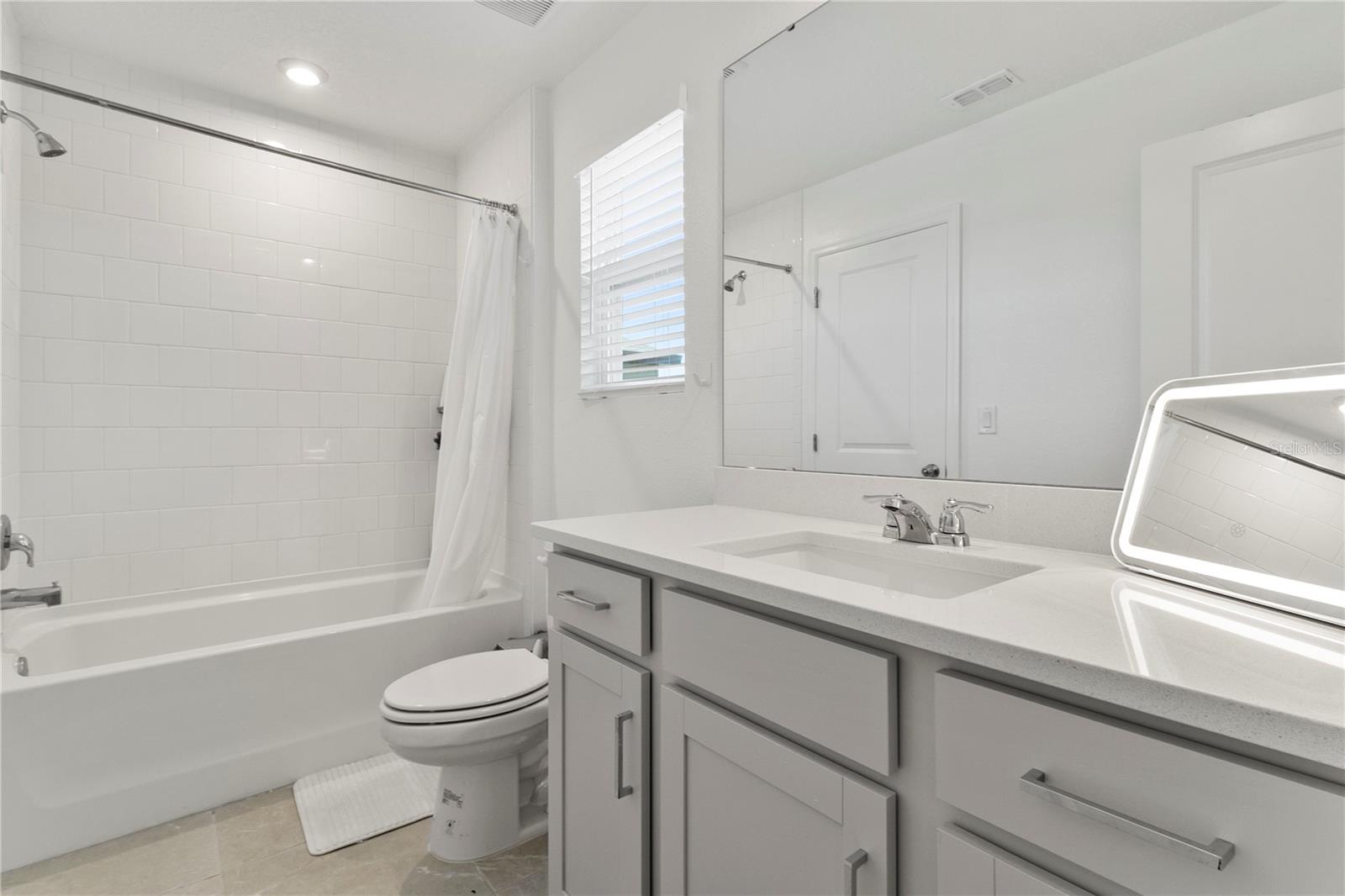 Image 12 of 20 For 11356 Sunsail Avenue