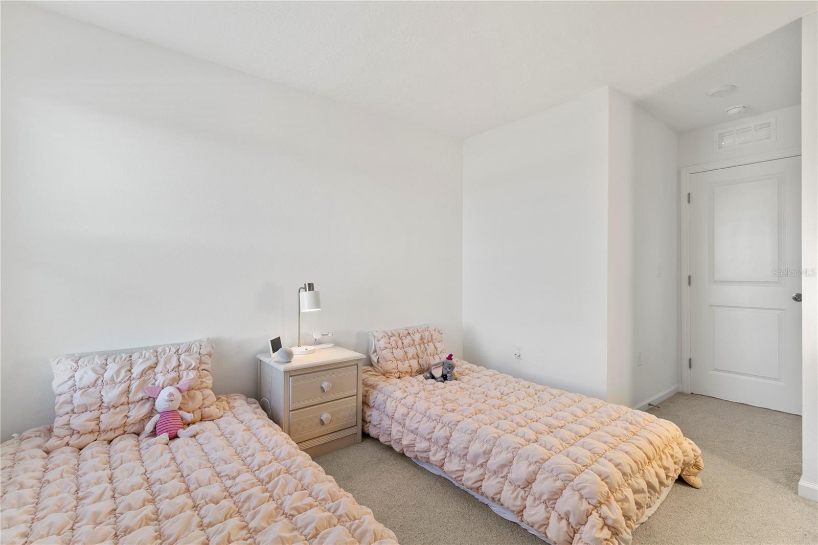 Image 13 of 20 For 11356 Sunsail Avenue