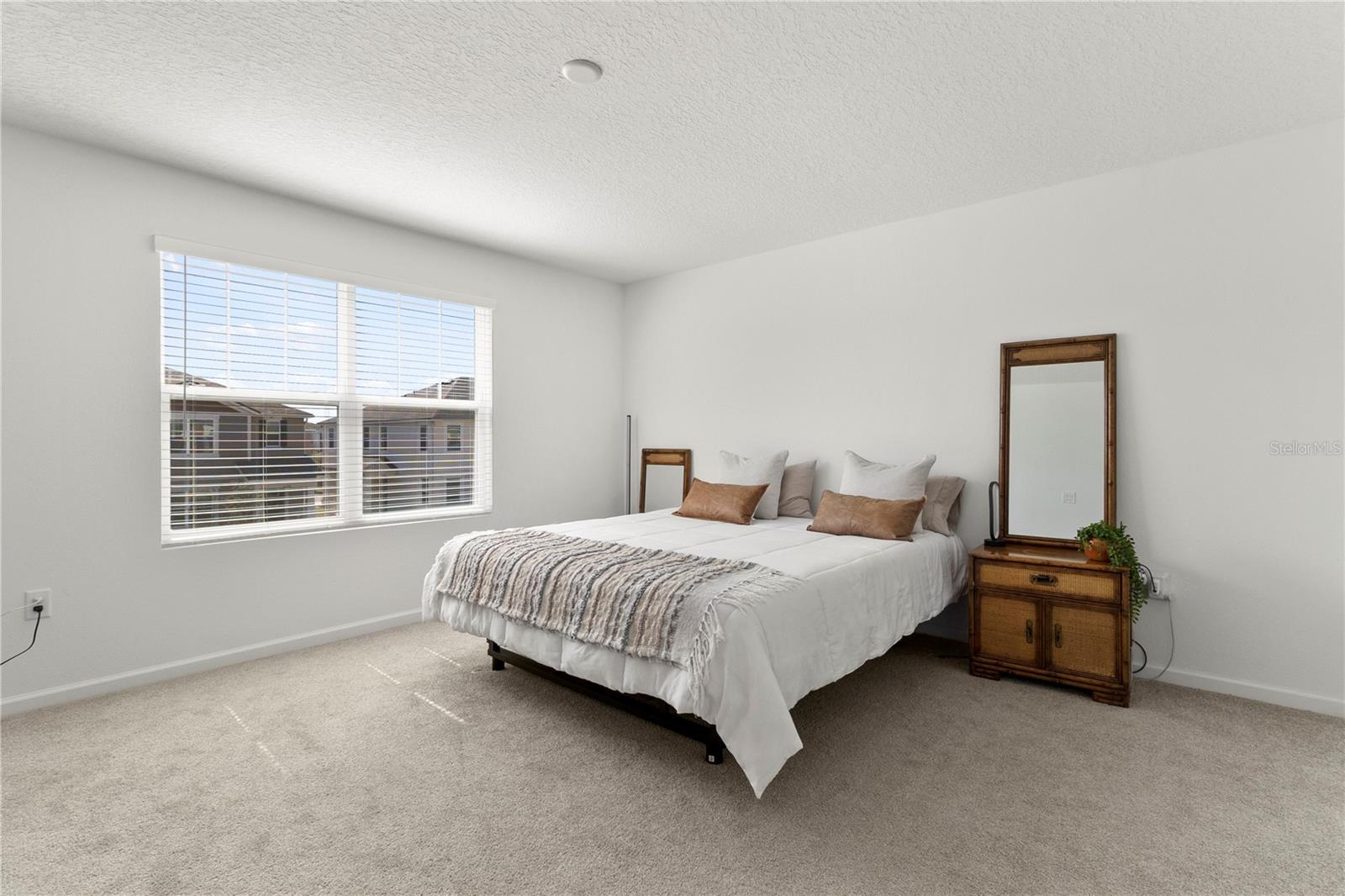 Image 15 of 20 For 11356 Sunsail Avenue