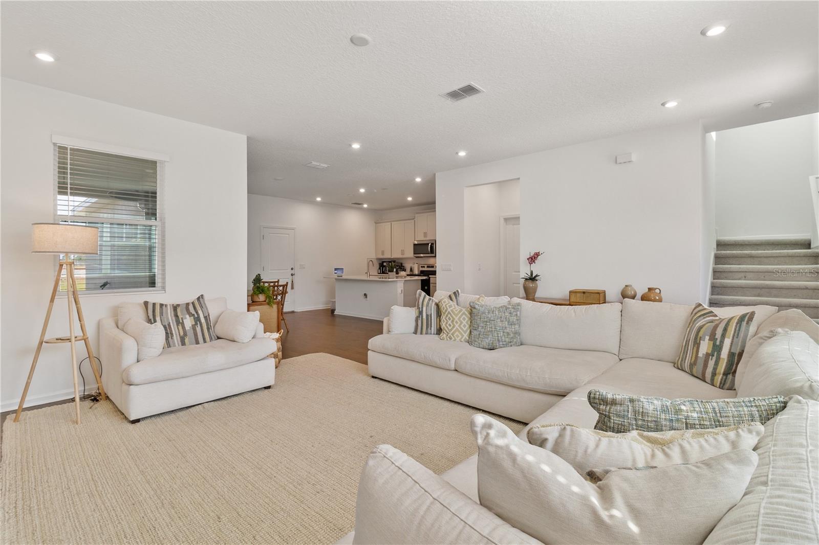 Image 3 of 20 For 11356 Sunsail Avenue